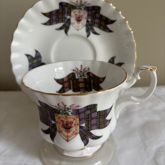 Royal Albert Scottish Tartan Series, MacDonald Cup & Saucer - Picture 1 of 6